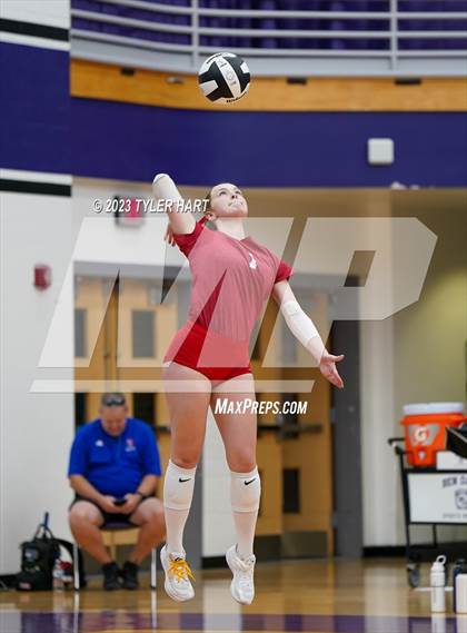 Thumbnail 1 in Southport vs. Roncalli (IHSAA 4A Sectional 11 First Round) photogallery.