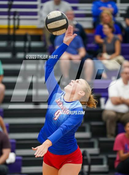 Thumbnail 3 in Southport vs. Roncalli (IHSAA 4A Sectional 11 First Round) photogallery.