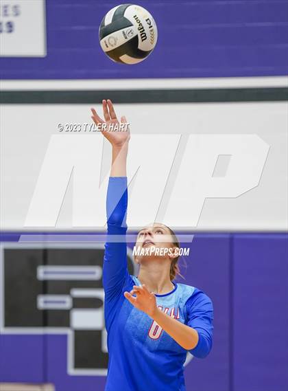 Thumbnail 2 in Southport vs. Roncalli (IHSAA 4A Sectional 11 First Round) photogallery.