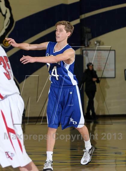 Thumbnail 1 in El Dorado vs. Bella Vista (Trojan Toss-Up) photogallery.