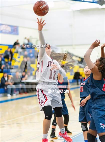 Thumbnail 3 in Aragon vs. Lynbrook (CIF CCS D2 Championship) photogallery.