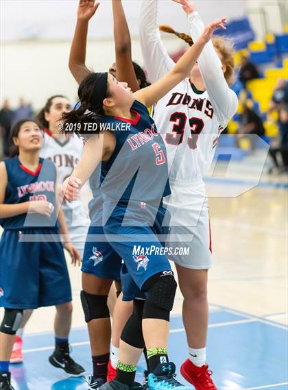 Thumbnail 2 in Aragon vs. Lynbrook (CIF CCS D2 Championship) photogallery.