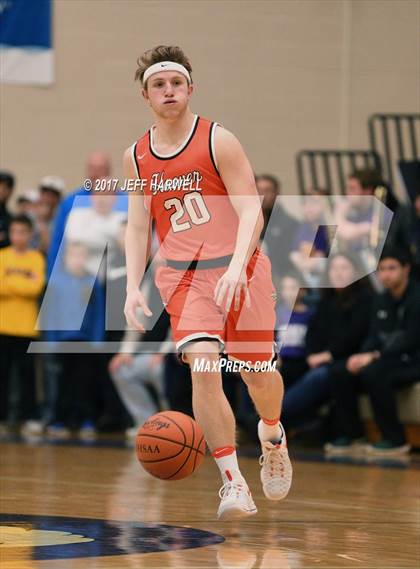 Thumbnail 2 in Jackson vs. Hoover photogallery.