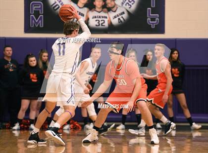 Thumbnail 3 in Jackson vs. Hoover photogallery.