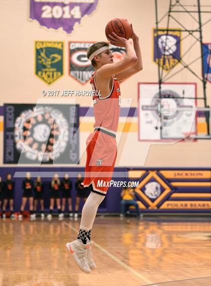 Thumbnail 3 in Jackson vs. Hoover photogallery.