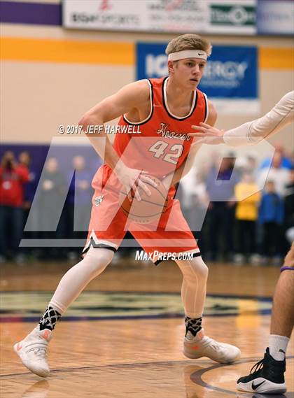 Thumbnail 2 in Jackson vs. Hoover photogallery.