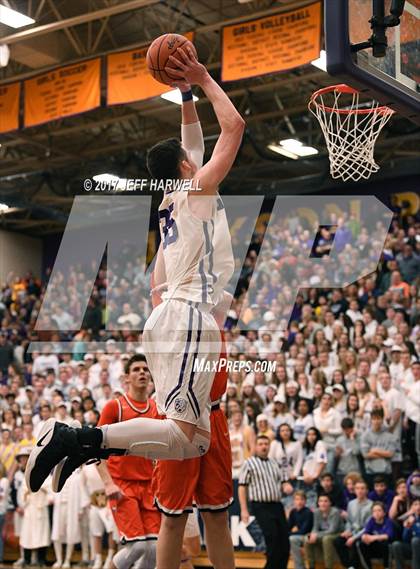 Thumbnail 3 in Jackson vs. Hoover photogallery.