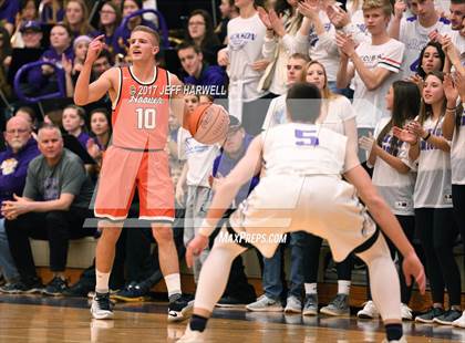 Thumbnail 3 in Jackson vs. Hoover photogallery.
