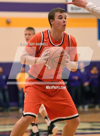Thumbnail 2 in Jackson vs. Hoover photogallery.
