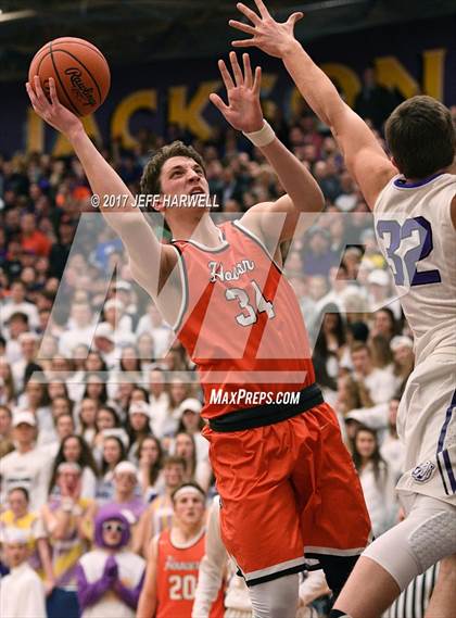 Thumbnail 2 in Jackson vs. Hoover photogallery.