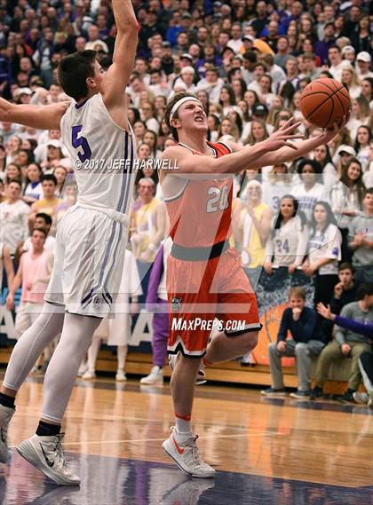 Thumbnail 2 in Jackson vs. Hoover photogallery.