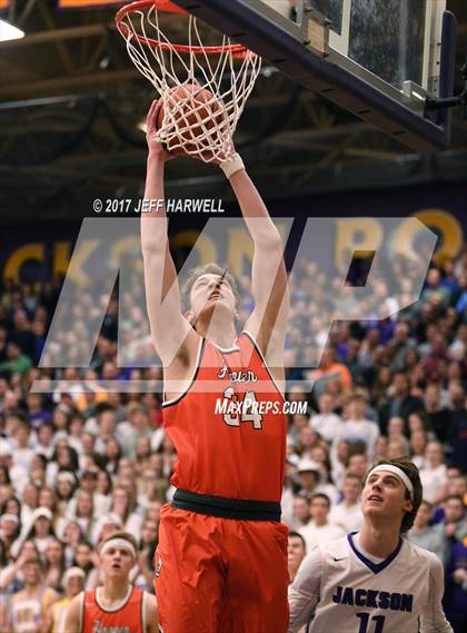 Thumbnail 1 in Jackson vs. Hoover photogallery.