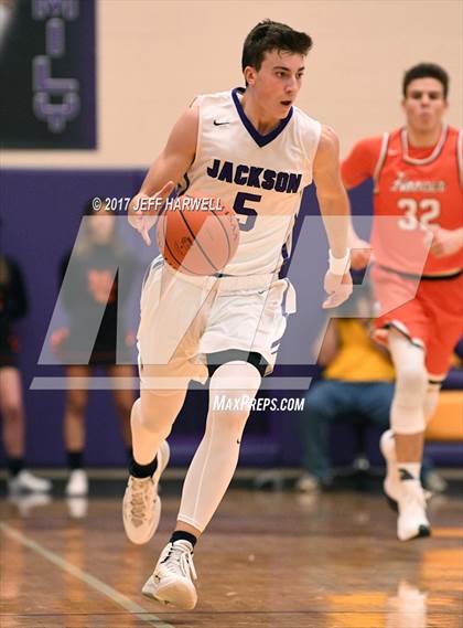 Thumbnail 1 in Jackson vs. Hoover photogallery.