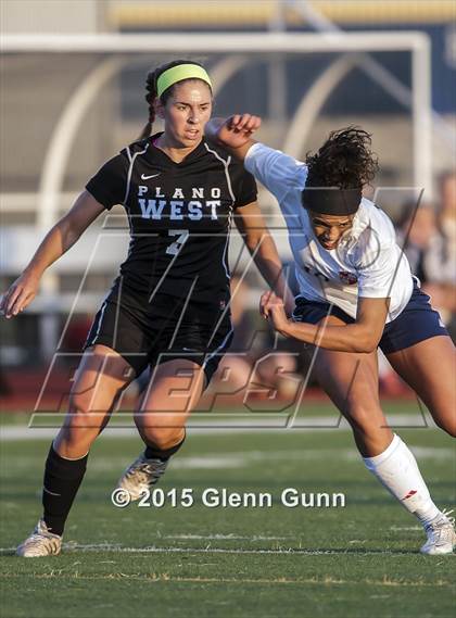 Thumbnail 3 in Plano West @ Denton Ryan (UIL 6A Bi-District Playoff) photogallery.