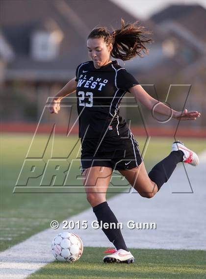 Thumbnail 2 in Plano West @ Denton Ryan (UIL 6A Bi-District Playoff) photogallery.