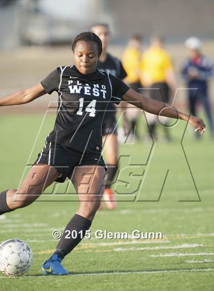 Thumbnail 3 in Plano West @ Denton Ryan (UIL 6A Bi-District Playoff) photogallery.