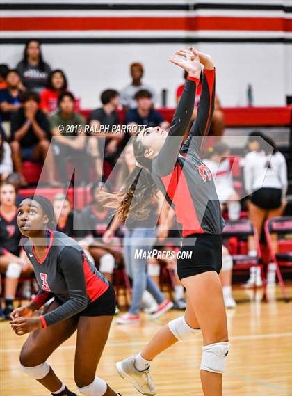 Thumbnail 3 in Fort Bend Travis vs. Fort Bend Austin photogallery.