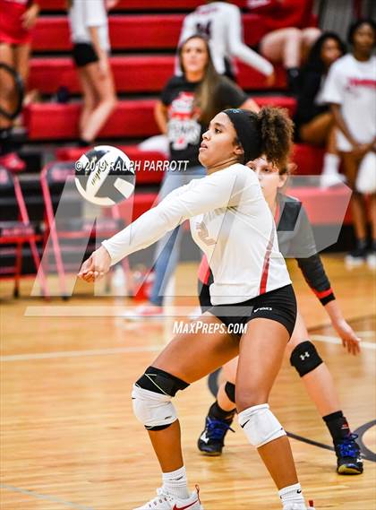 Thumbnail 2 in Fort Bend Travis vs. Fort Bend Austin photogallery.