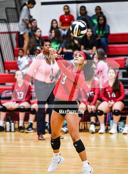 Thumbnail 3 in Fort Bend Travis vs. Fort Bend Austin photogallery.