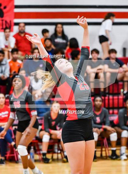 Thumbnail 2 in Fort Bend Travis vs. Fort Bend Austin photogallery.