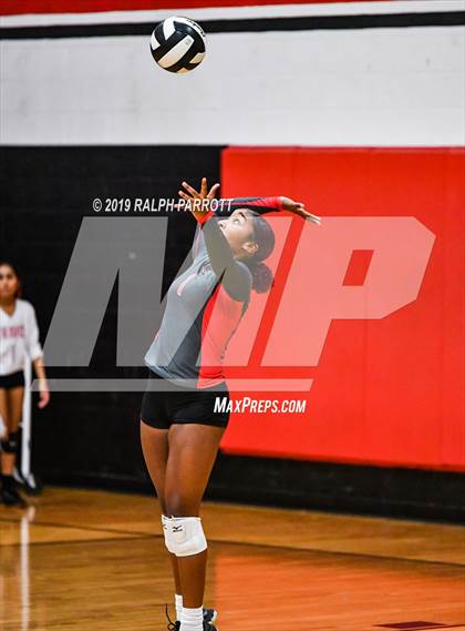 Thumbnail 2 in Fort Bend Travis vs. Fort Bend Austin photogallery.