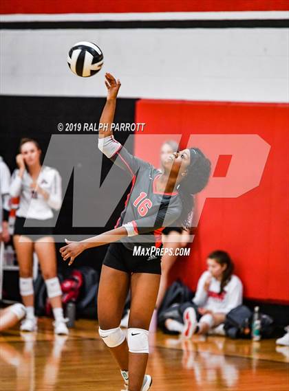 Thumbnail 2 in Fort Bend Travis vs. Fort Bend Austin photogallery.