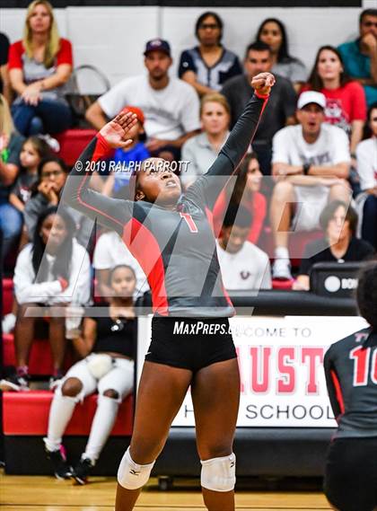 Thumbnail 2 in Fort Bend Travis vs. Fort Bend Austin photogallery.