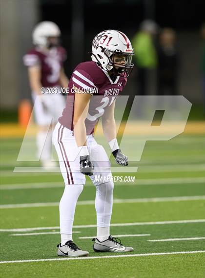 Thumbnail 3 in Chapel Hill vs Davenport (UIL 4A D1 State Semifinal) photogallery.