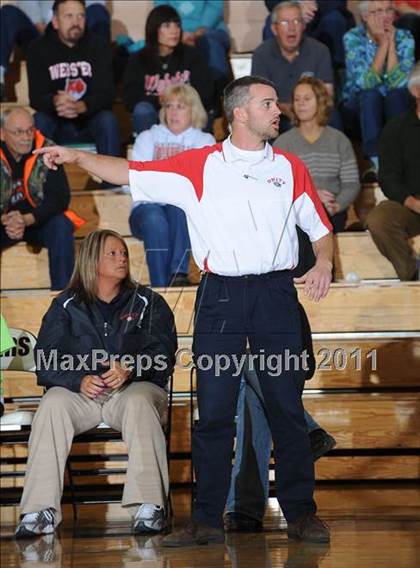 Thumbnail 2 in Unity vs. Webster (WIAA Regional Semi-Finals) photogallery.