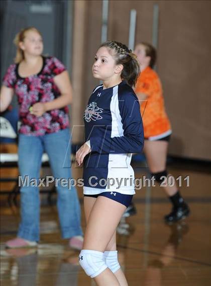 Thumbnail 3 in Unity vs. Webster (WIAA Regional Semi-Finals) photogallery.