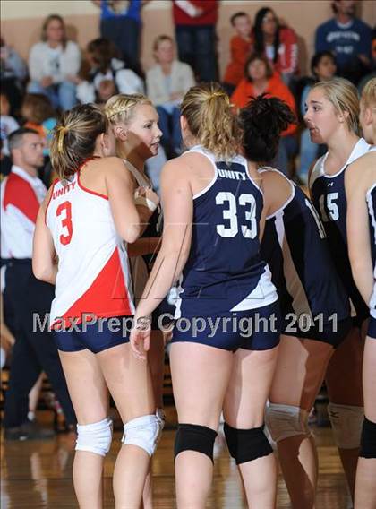 Thumbnail 1 in Unity vs. Webster (WIAA Regional Semi-Finals) photogallery.