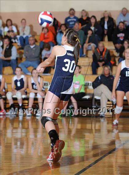 Thumbnail 1 in Unity vs. Webster (WIAA Regional Semi-Finals) photogallery.