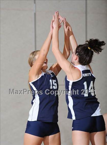 Thumbnail 1 in Unity vs. Webster (WIAA Regional Semi-Finals) photogallery.