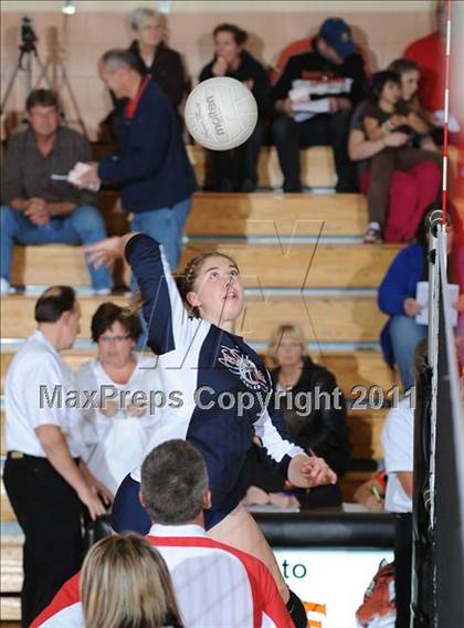 Thumbnail 3 in Unity vs. Webster (WIAA Regional Semi-Finals) photogallery.
