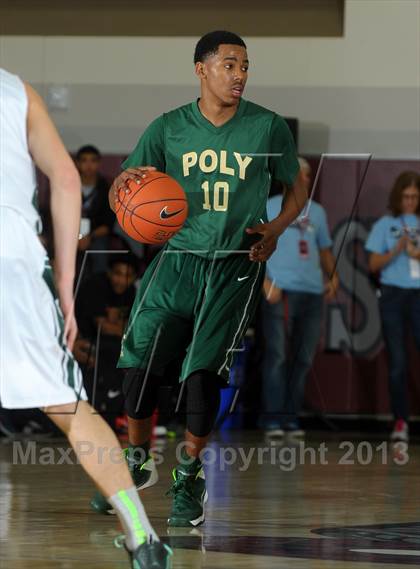 Thumbnail 2 in Long Beach Poly vs. Jackson (MaxPreps Holiday Classic) photogallery.