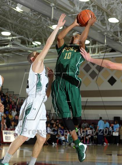Thumbnail 2 in Long Beach Poly vs. Jackson (MaxPreps Holiday Classic) photogallery.
