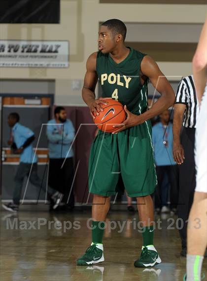 Thumbnail 2 in Long Beach Poly vs. Jackson (MaxPreps Holiday Classic) photogallery.