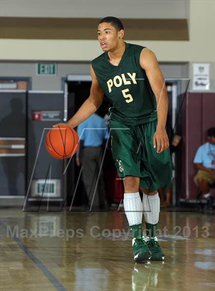 Thumbnail 2 in Long Beach Poly vs. Jackson (MaxPreps Holiday Classic) photogallery.