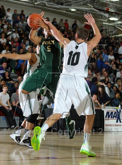 Thumbnail 1 in Long Beach Poly vs. Jackson (MaxPreps Holiday Classic) photogallery.