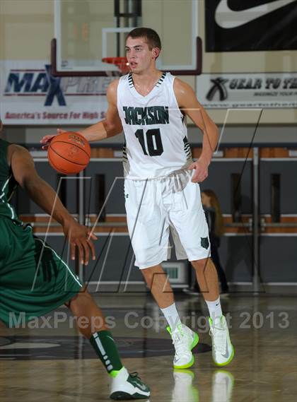 Thumbnail 1 in Long Beach Poly vs. Jackson (MaxPreps Holiday Classic) photogallery.
