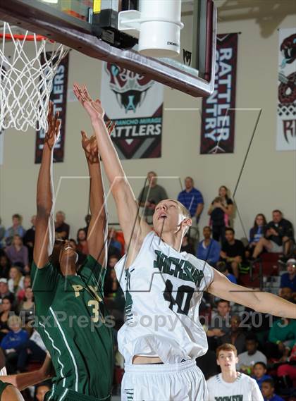 Thumbnail 1 in Long Beach Poly vs. Jackson (MaxPreps Holiday Classic) photogallery.