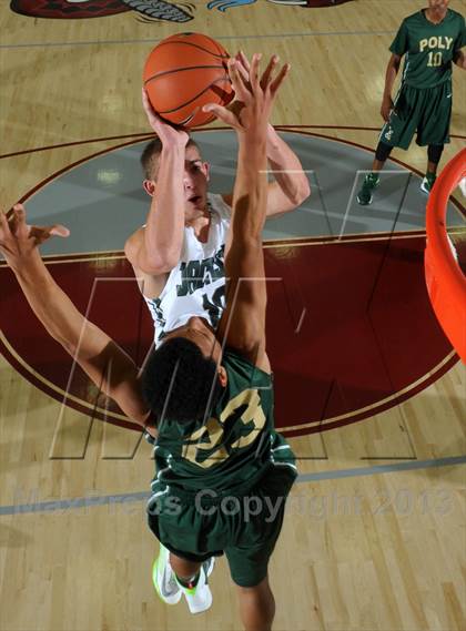 Thumbnail 2 in Long Beach Poly vs. Jackson (MaxPreps Holiday Classic) photogallery.