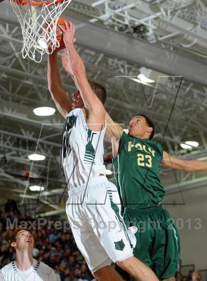 Thumbnail 1 in Long Beach Poly vs. Jackson (MaxPreps Holiday Classic) photogallery.