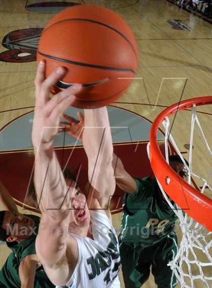 Thumbnail 3 in Long Beach Poly vs. Jackson (MaxPreps Holiday Classic) photogallery.