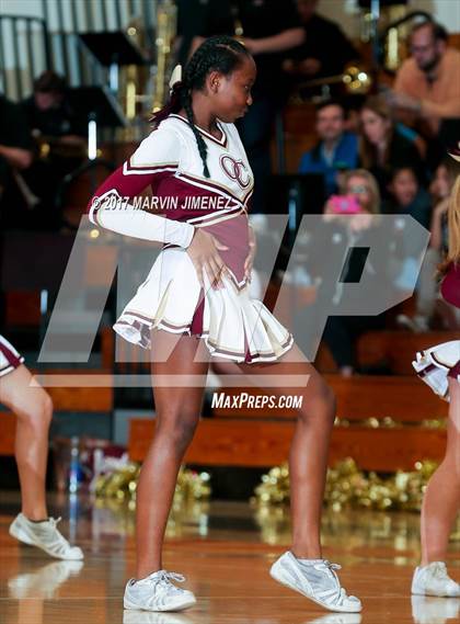 Thumbnail 2 in Oaks Christian vs Camarillo (CIF 1st First Round Playoff) photogallery.