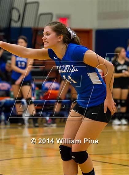 Thumbnail 3 in Cornwall Central vs. Wallkill (Section 9 Class A Final) photogallery.