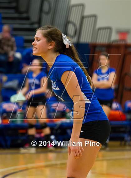 Thumbnail 3 in Cornwall Central vs. Wallkill (Section 9 Class A Final) photogallery.