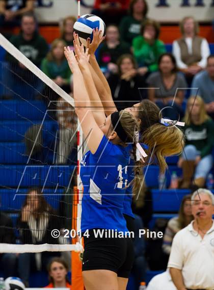 Thumbnail 2 in Cornwall Central vs. Wallkill (Section 9 Class A Final) photogallery.