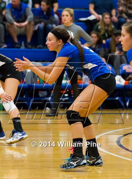 Thumbnail 2 in Cornwall Central vs. Wallkill (Section 9 Class A Final) photogallery.