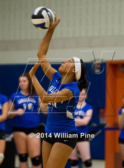 Thumbnail 2 in Cornwall Central vs. Wallkill (Section 9 Class A Final) photogallery.